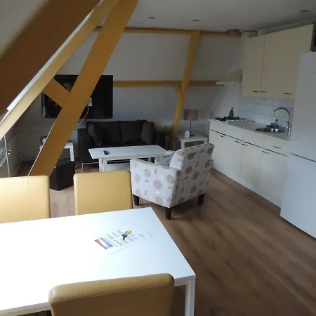 Hauswirth With Private Parking Appartement Zandvoort