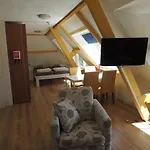 アパート Hauswirth With Private Parking *