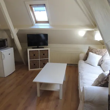 Hauswirth With Private Parking * Zandvoort