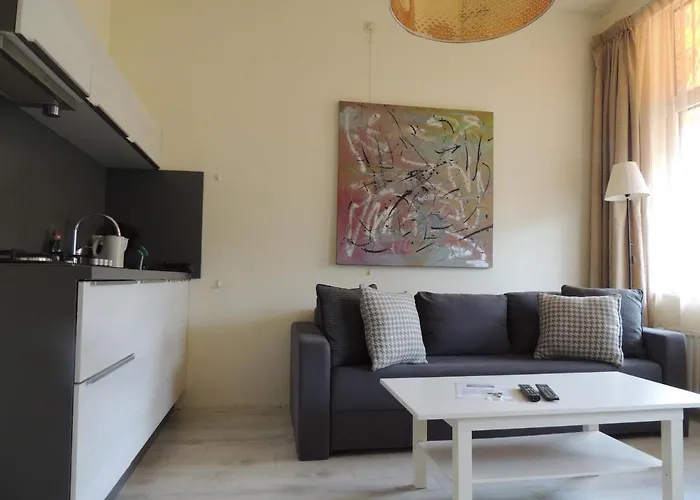 Hauswirth With Private Parking * Zandvoort