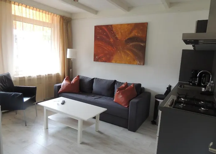 Hauswirth With Private Parking * Zandvoort