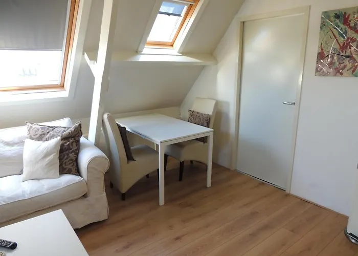 Hauswirth With Private Parking *