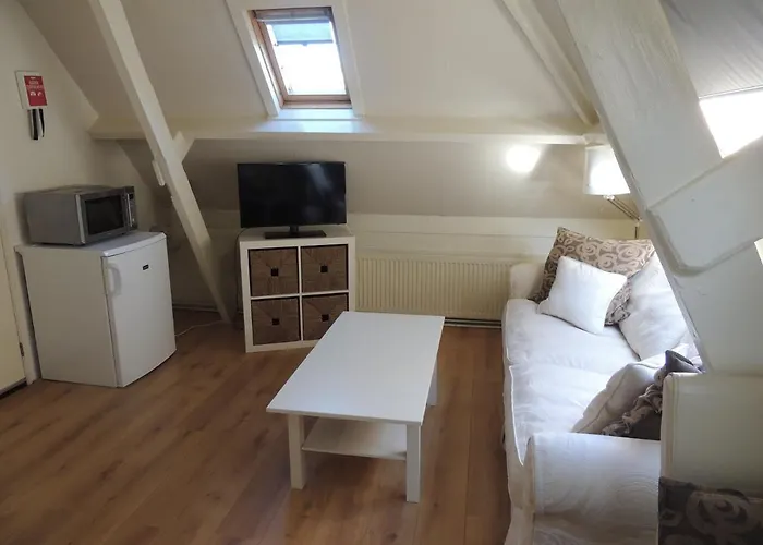 Hauswirth With Private Parking * Zandvoort