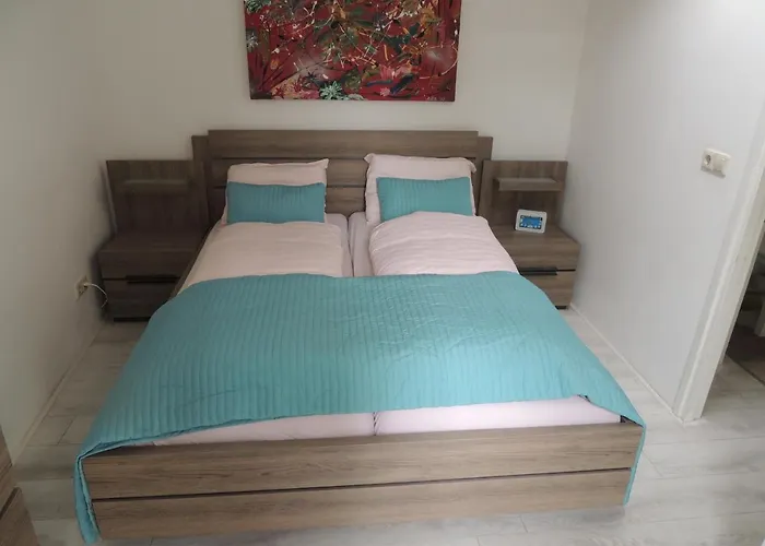 Hauswirth With Private Parking Apartamento *